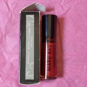 Mary Kay nourishine plus lip gloss sparkle berry